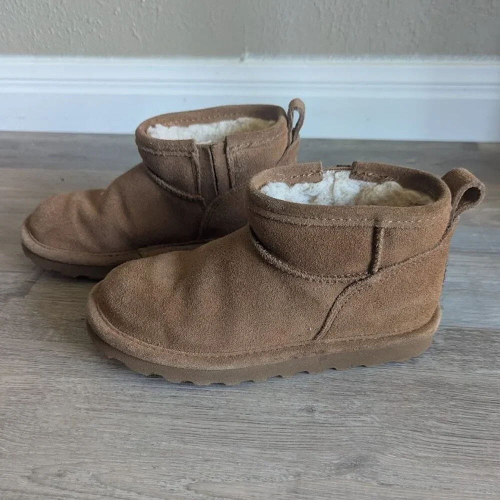 🐾 Bearpaw Shorty Snow Boots – Kids’ Size 13 Youth – Hickory